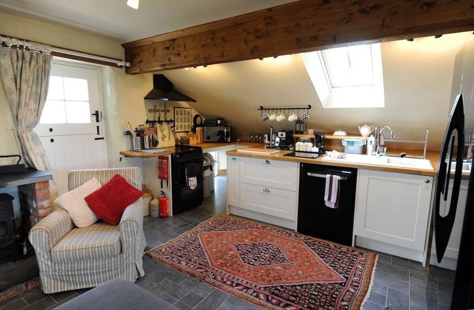 Tan y Garn - 2 Bedroom Cottage - Whitesands (19015)