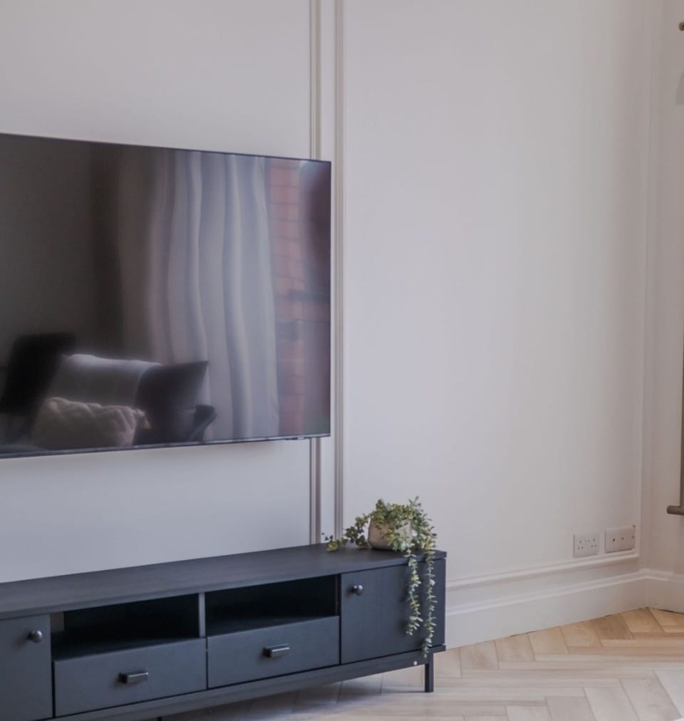 Living Room / Lounge