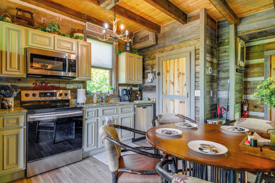 Kitchen | Cooking Basics | Dishwasher | 1st Floor