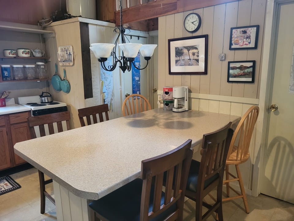 Large eating area.  Great work area too, if you need one.