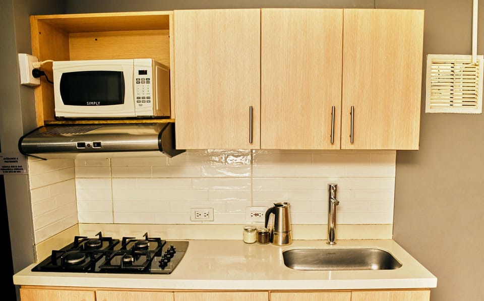 Kitchen or kitchenette
