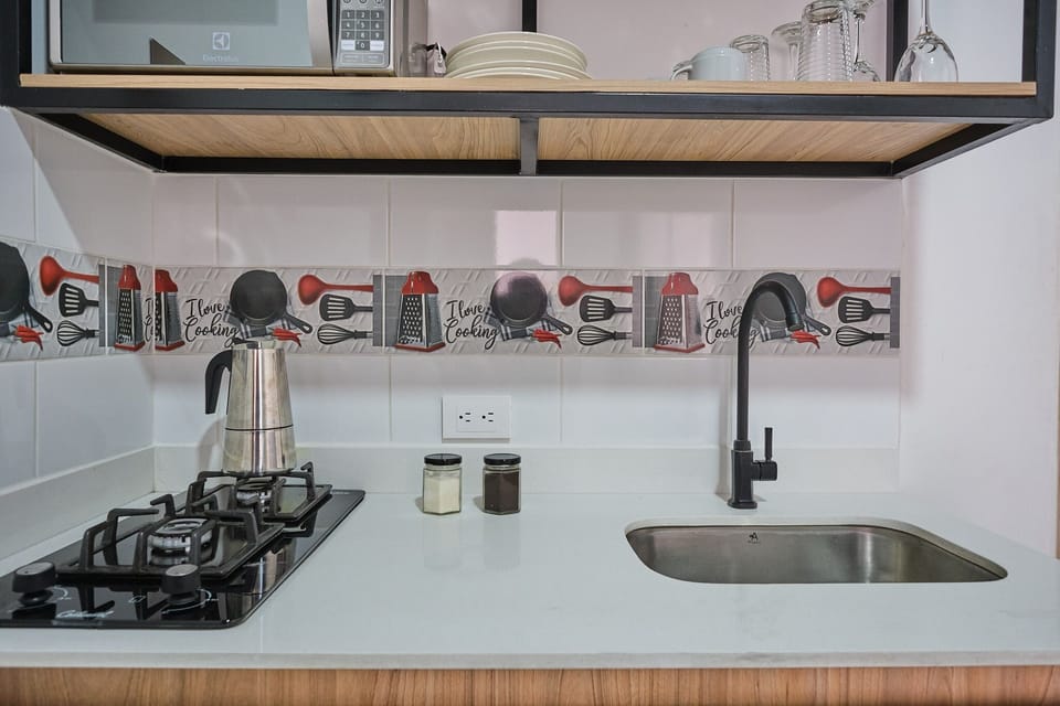 Kitchen or kitchenette