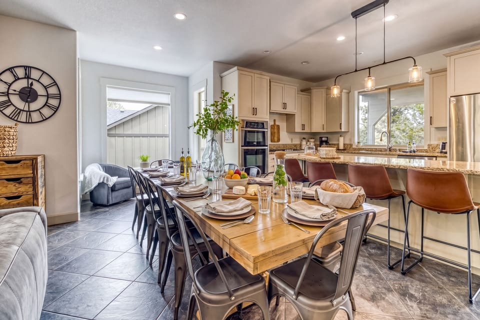 Large dining table and bar seating—plenty of space for your whole group to dine 