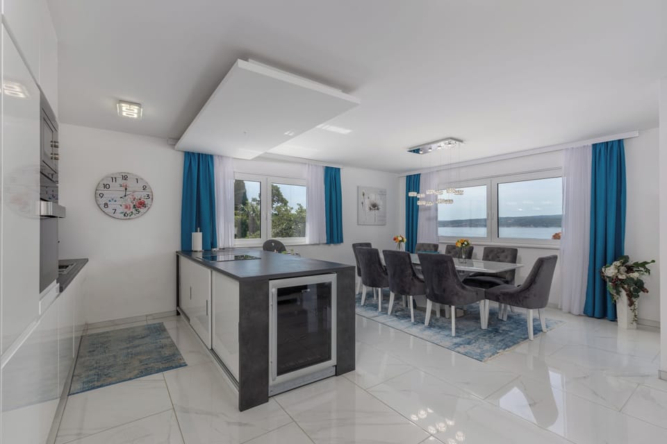 Kitchen and dining area