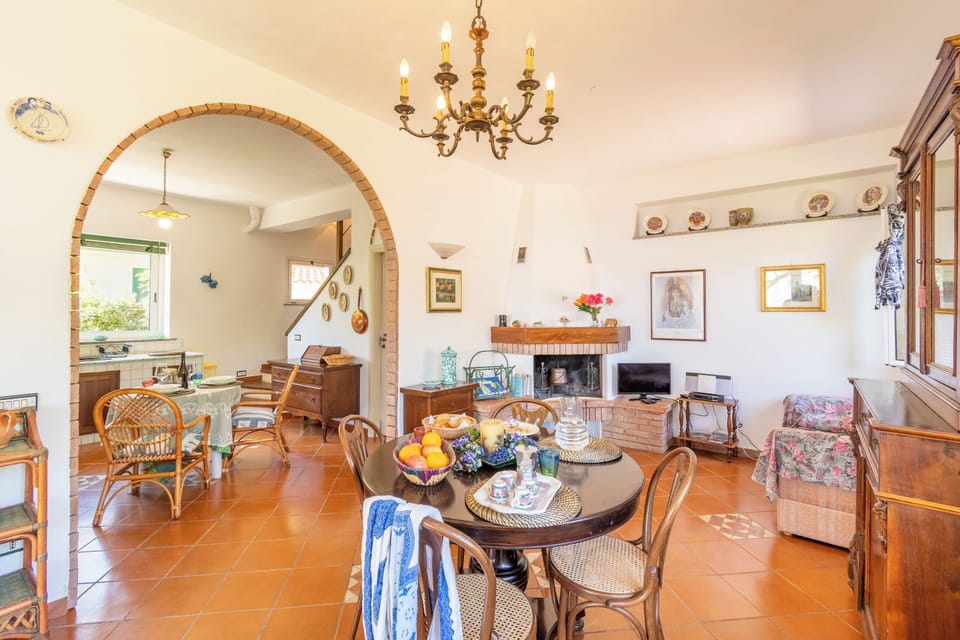 Living and dining room