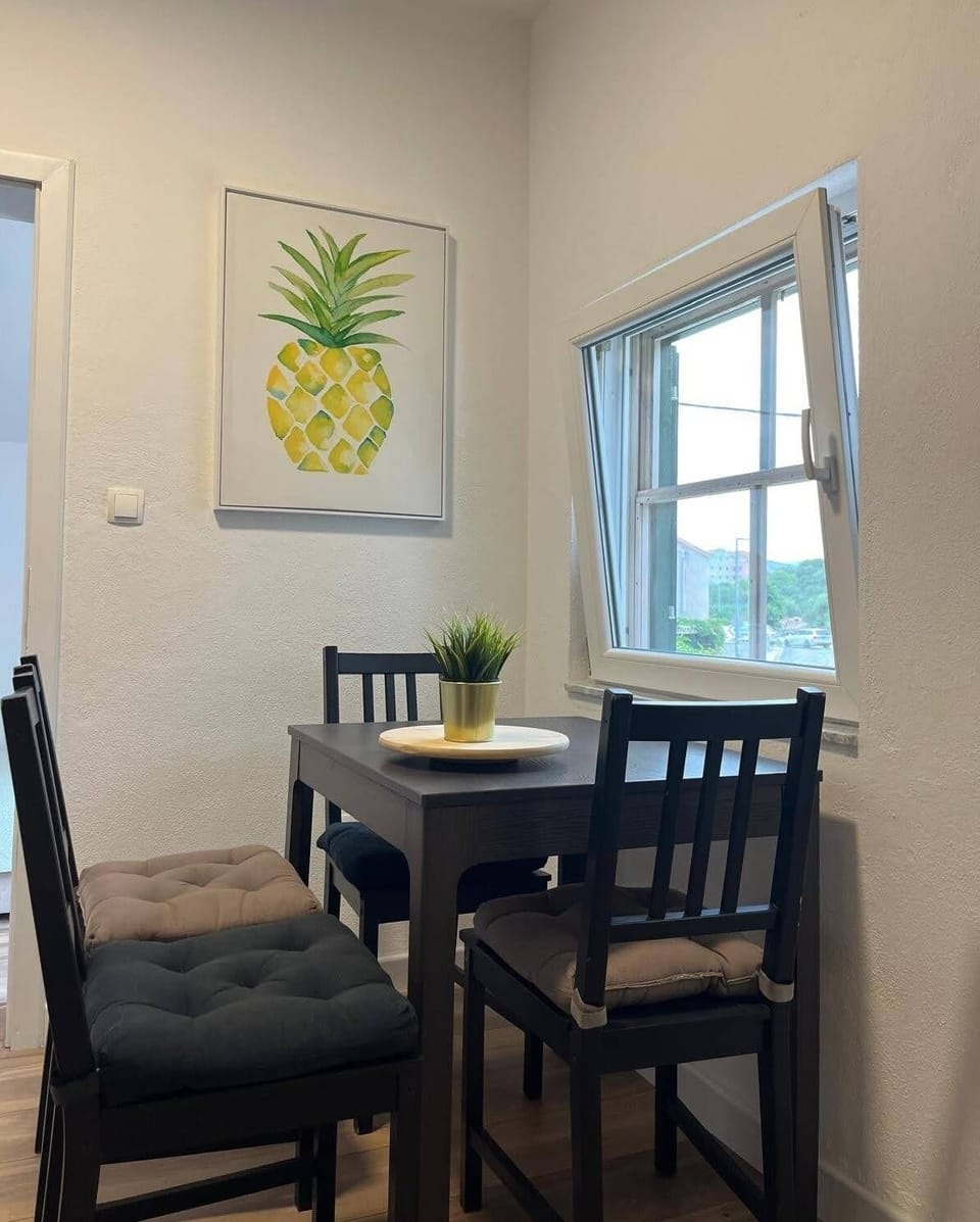 Dining room 2