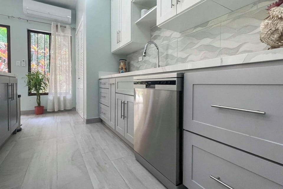efficient dishwasher for quick and easy cleaning.