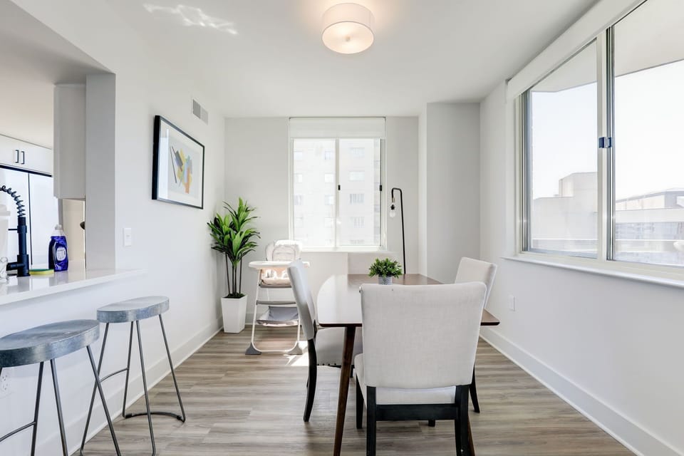 4 seater dining area