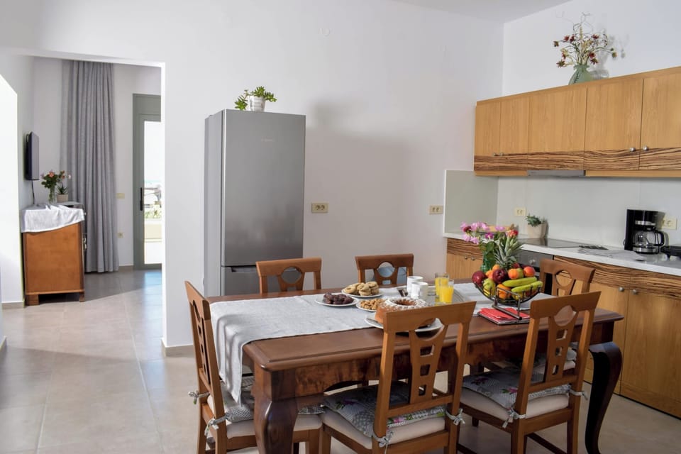 Fully Equipped Kitchen with Dining Area