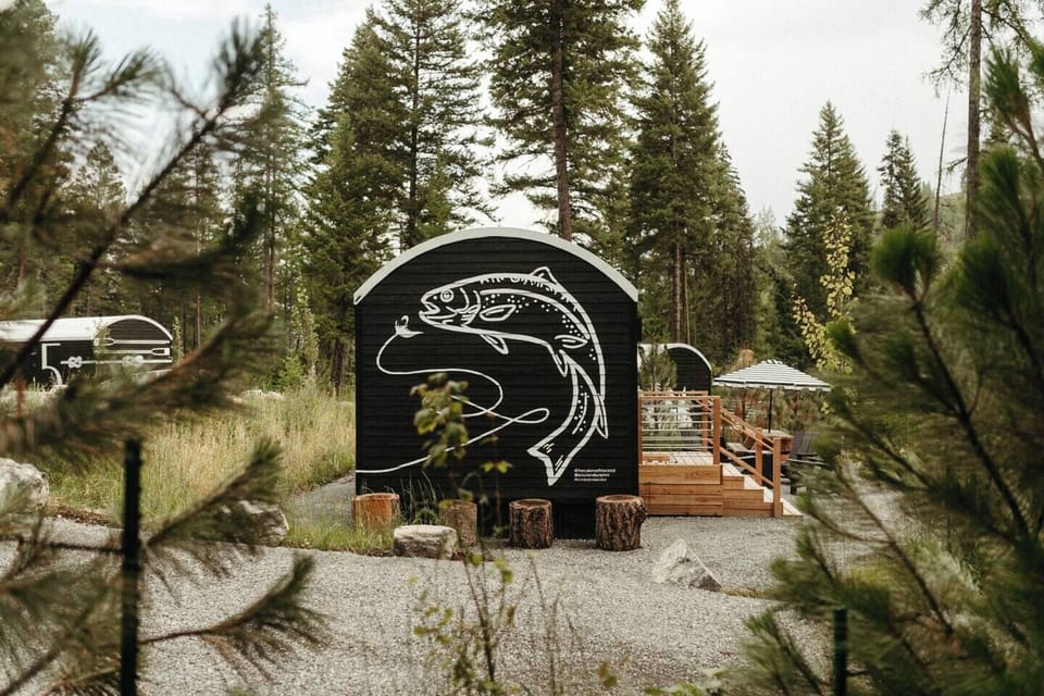 Each cabin provides a unique mural and Montana theme. The FISH HAUS includes it's own patio, hot tub, picnic table and fire pit and Adirondack chairs.
