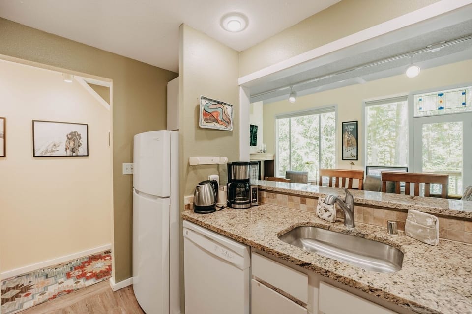 Sink, Sink Faucet, Indoors, Kitchen, Refrigerator