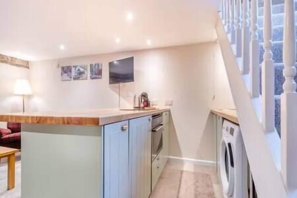 well equipped kitchen