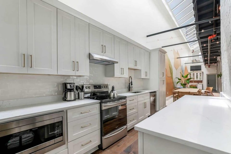 Unit 1 Full Kitchen