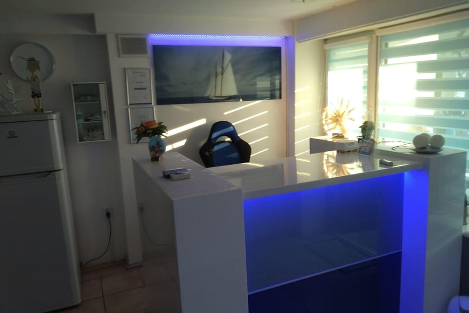 Entrance / Reception