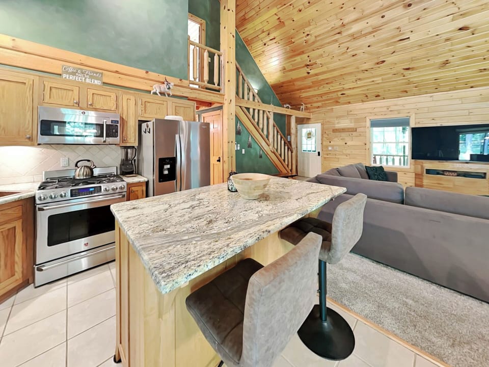 Kitchen Island with Barstool Seating