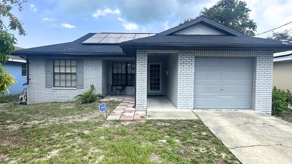 2 driveway parking. Self-check in w/ Smart lock. Garage isn't access accessible.