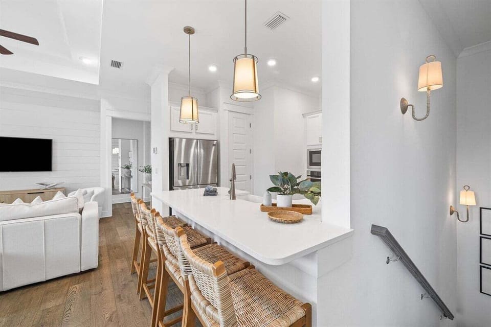 A bright, open, welcoming floor plan welcomes you