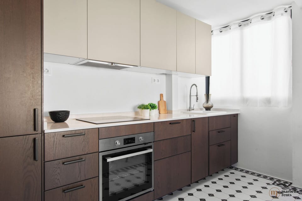 b2a44d99-6f19-4d06-99ae-63c0ecf28035