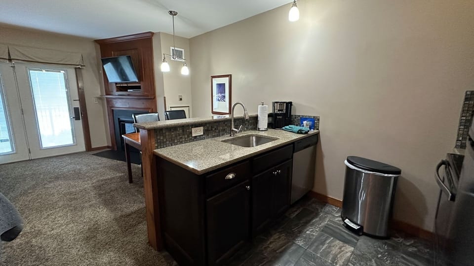 Sink, Sink Faucet, Floor, Chair, Painting