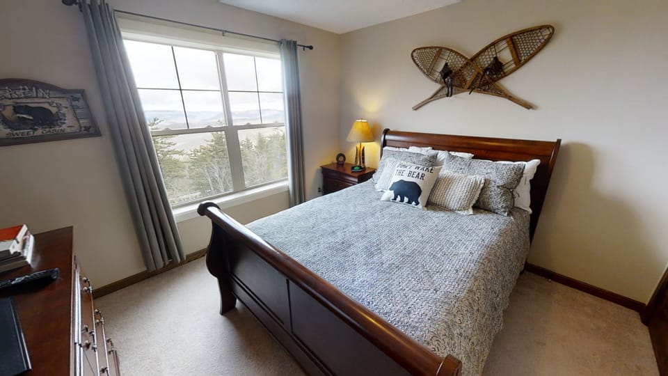 Indoors, Bed, Furniture, Home Decor, Bedroom