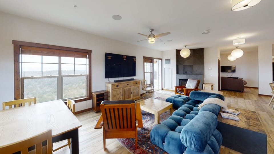 Indoors, Home Decor, Furniture, Table, Living Room