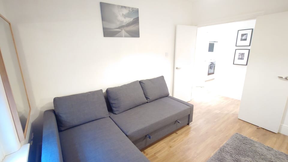 Living Room / Lounge