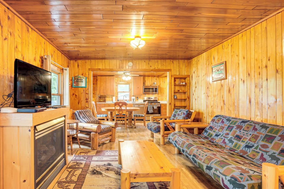 Living Room | Queen Futon