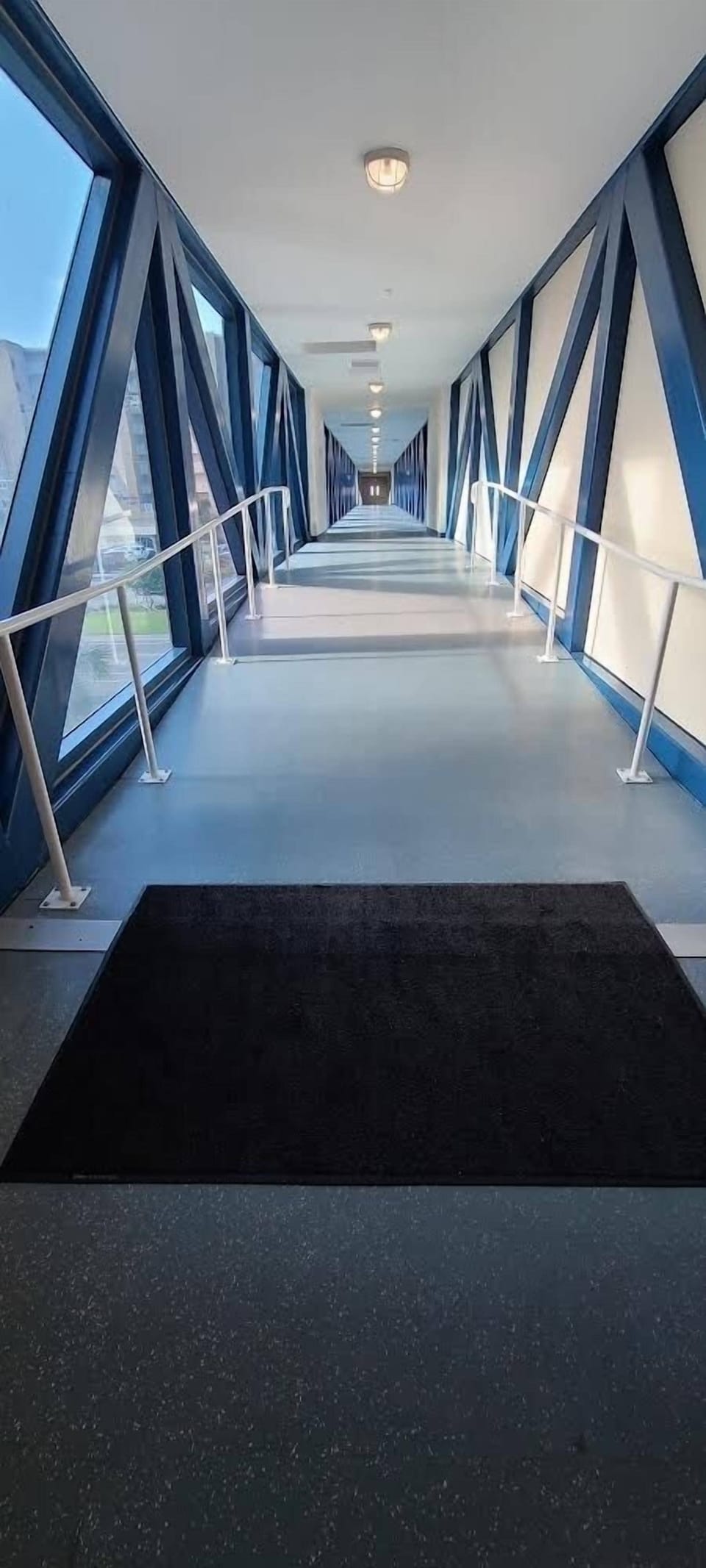Skywalk to the Gulf side pool and beach