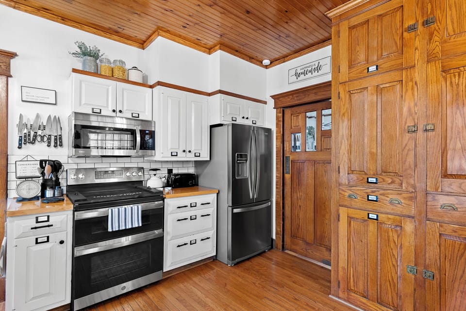 Kitchen (2)