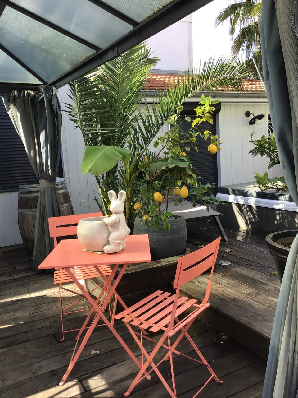 Outdoor dining