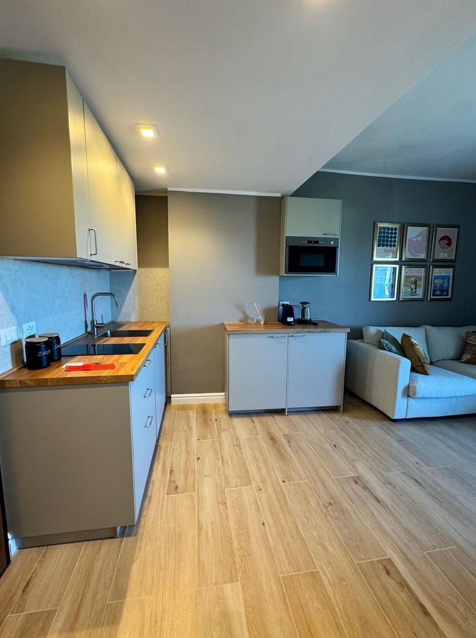 Cabinetry, Countertop, Building, Furniture, Kitchen Sink, Wood, Interior Design, Kitchen, Sink, Flooring