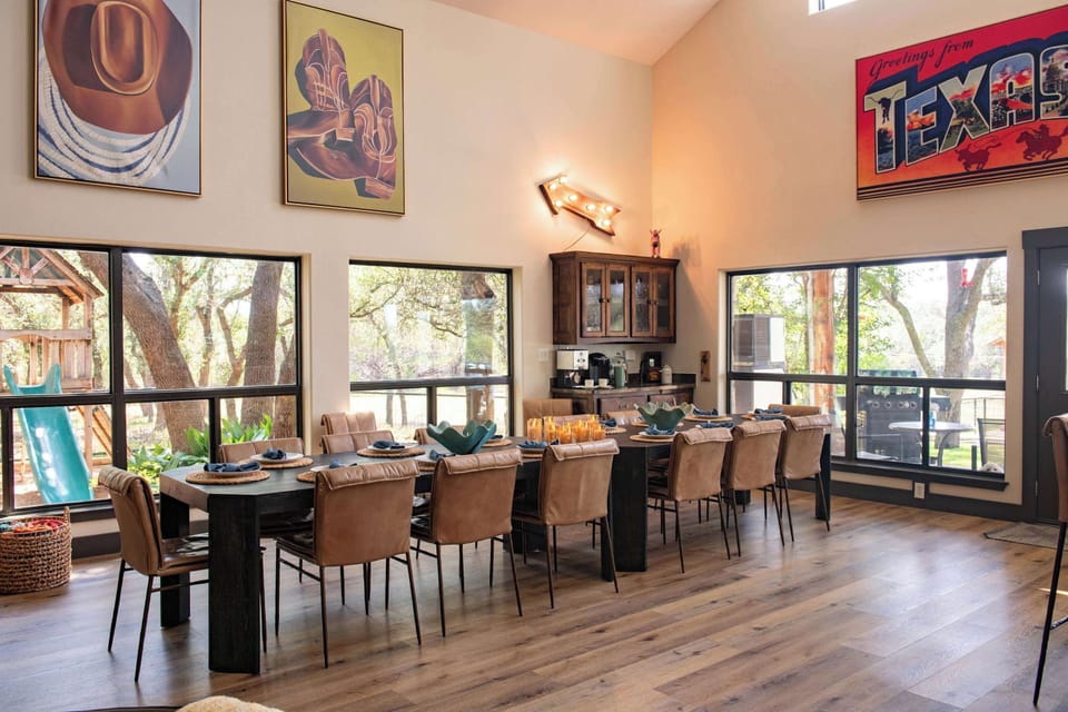 A table built for the whole crew - seats 16 for family meals, celebrations, and long, laughter-filled dinners.