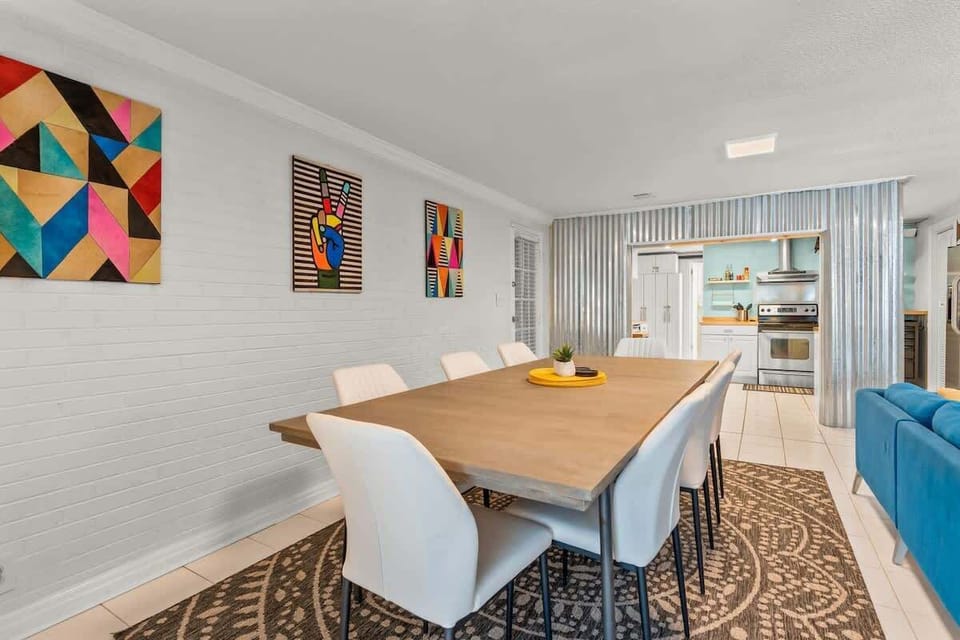 A spacious dining area perfect for family meals and group gatherings
