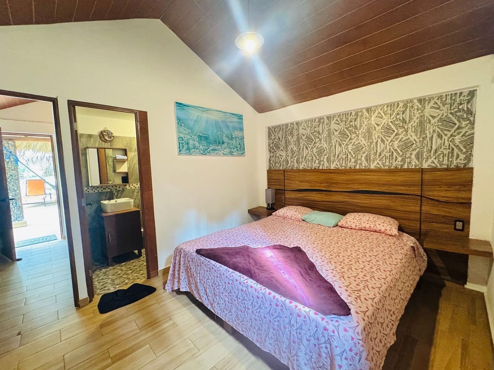 Bedroom,Photo of the whole room