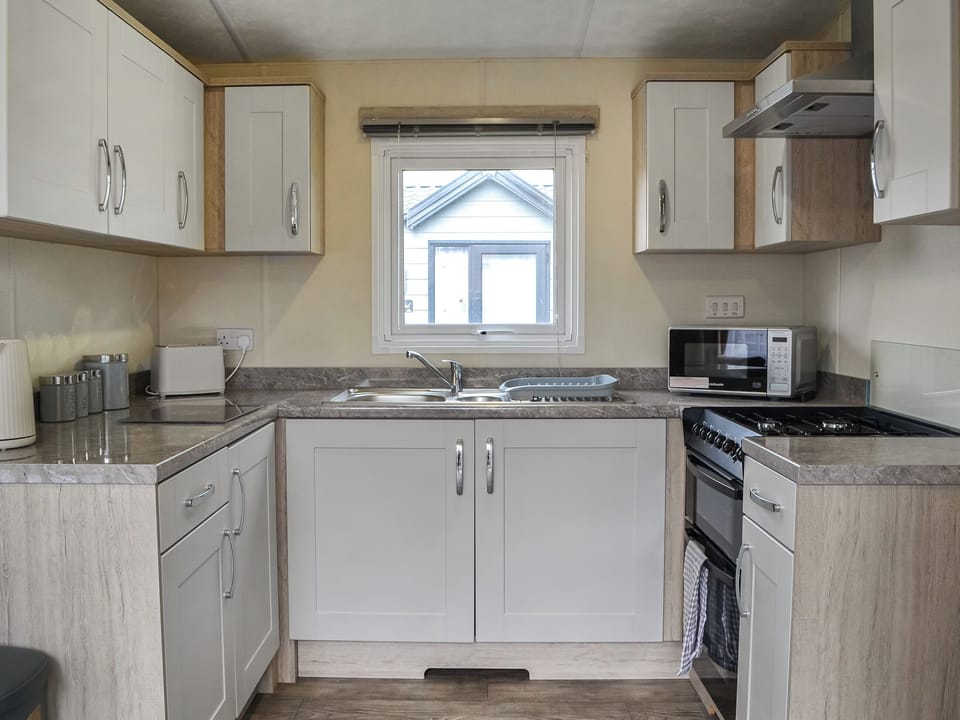 Kitchen | Lodge 9 Bridlington Holiday Park - Bridlington Holiday Park, Carnaby, near Bridlington
