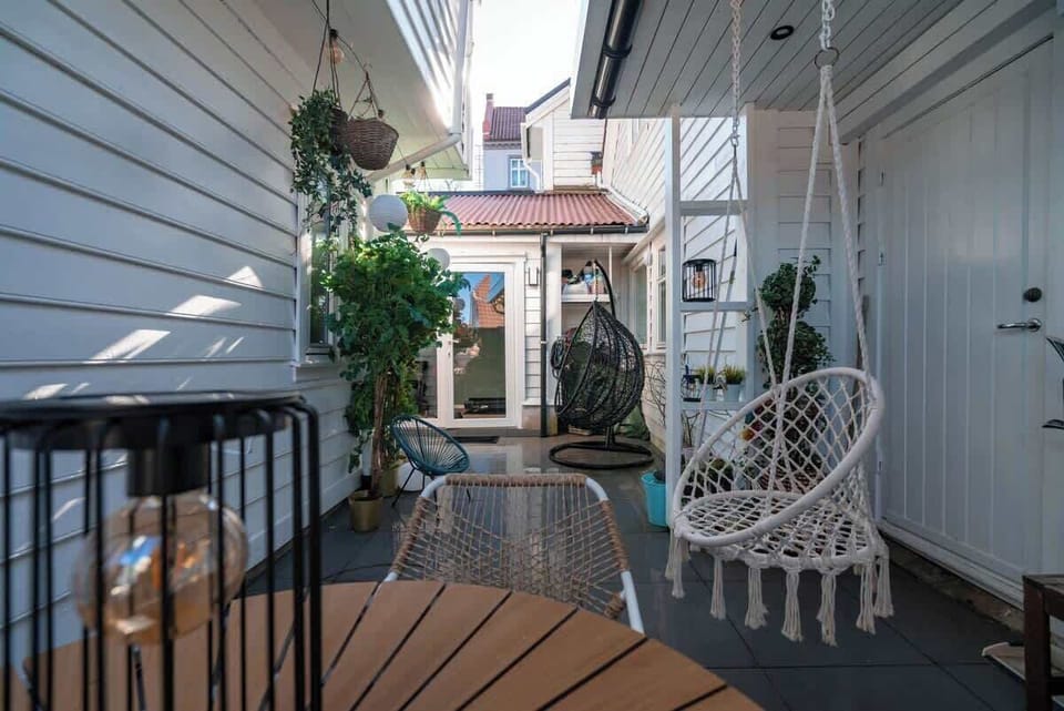 Enjoy our charming garden, complete with a cozy seating area perfect if you wish to enjoy your dinner outdoors!