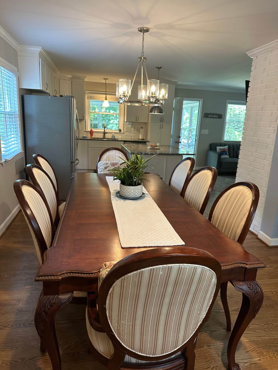 Dining Room open to Kitchen