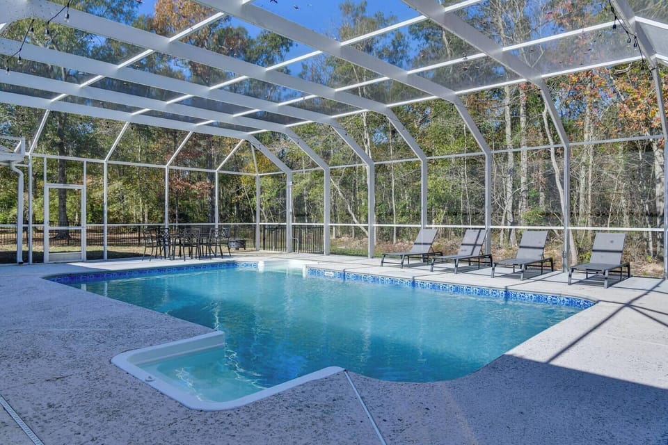 Ponchatoula Vacation Rental | 5BR | 3BA | Step Required | 2,940 Sq Ft