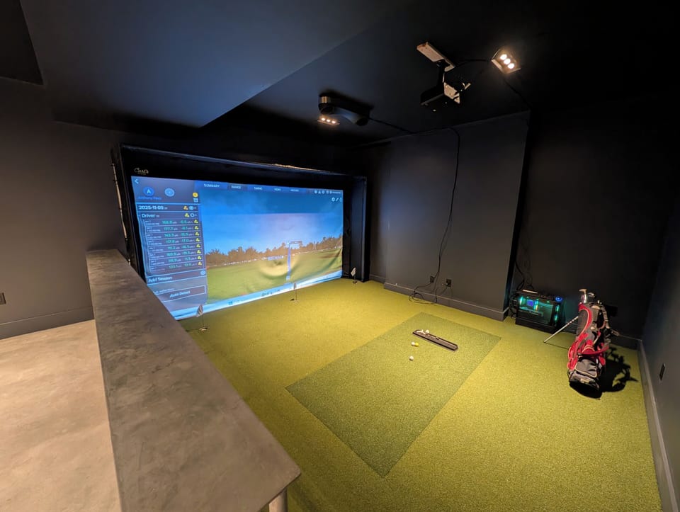 Golf simulator area