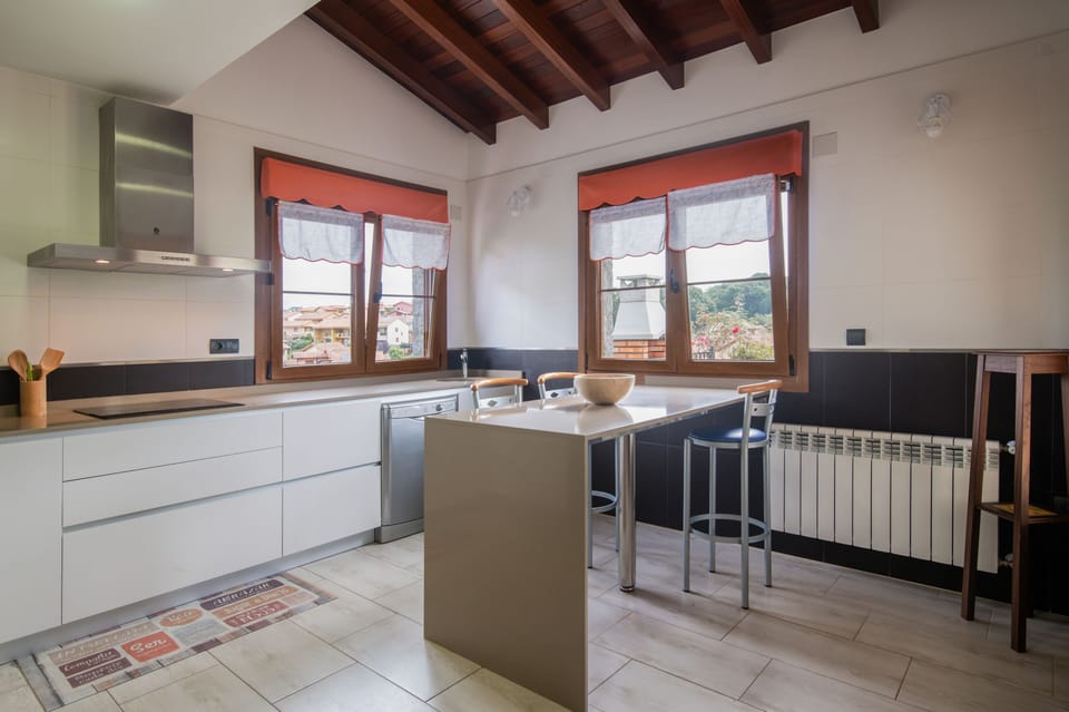 Kitchen or kitchenette,Floor plan