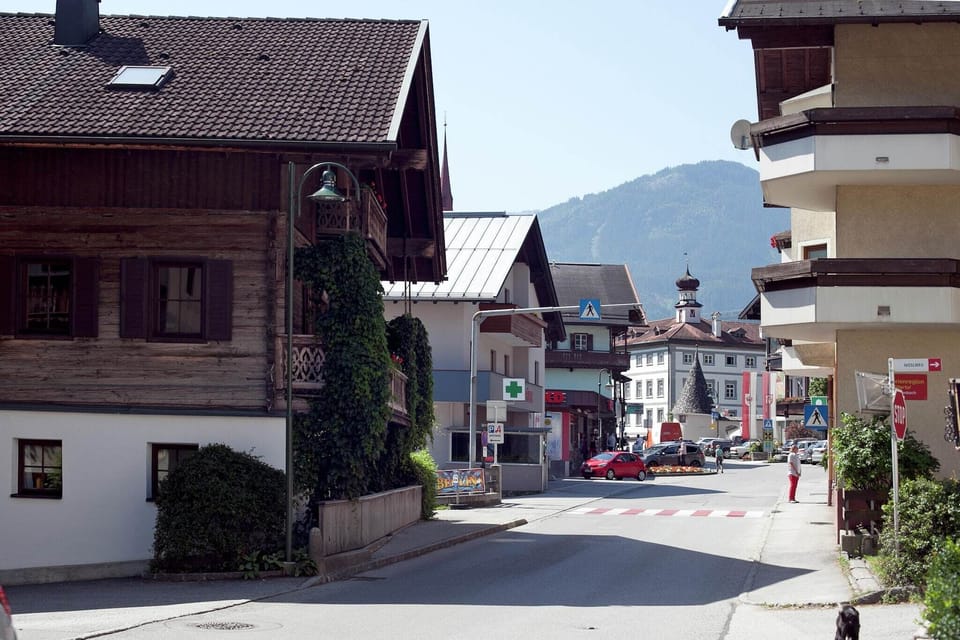 Immediate Surroundings [summer] (<1 km)