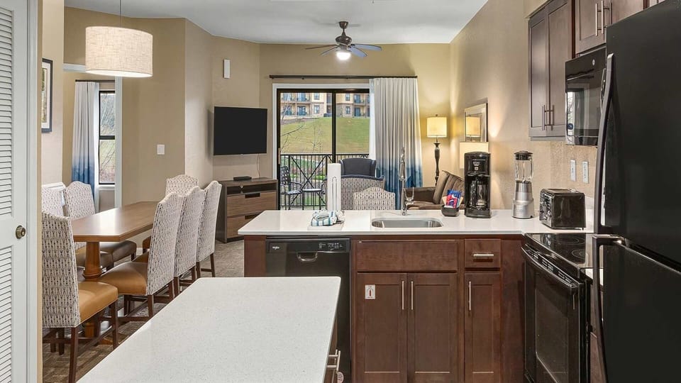 kitchen image