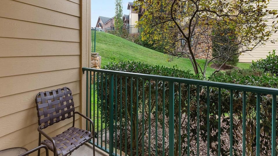 balcony image