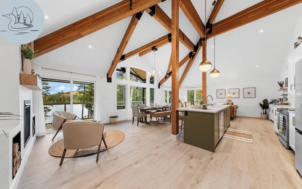 Open concept main floor