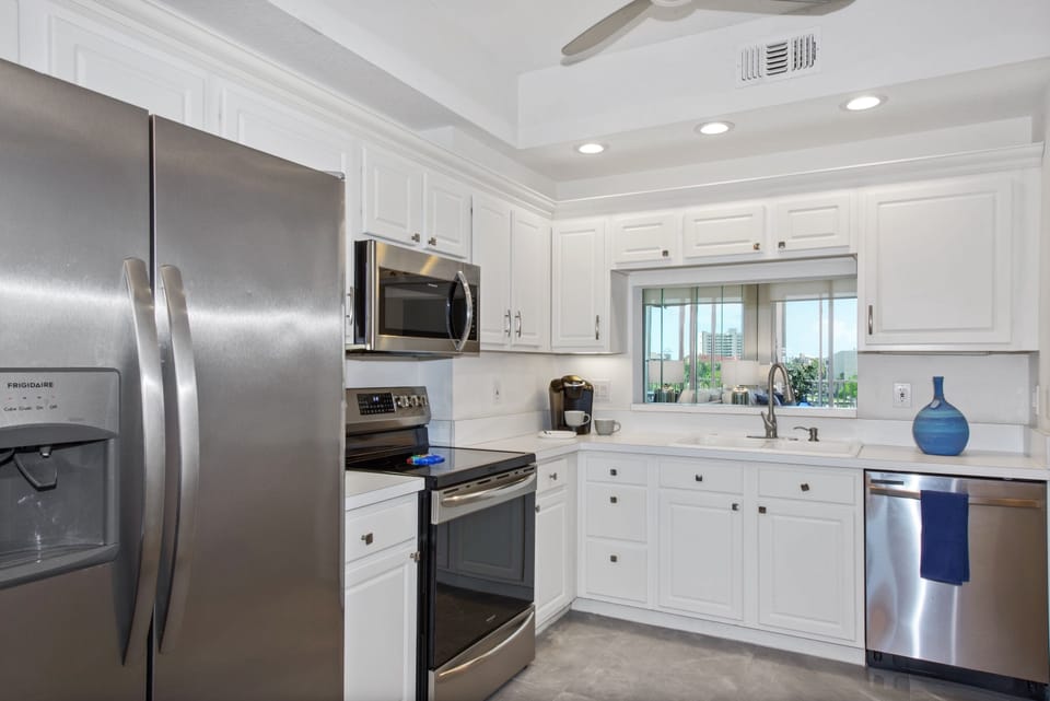 Pass Through Window from Kitchen to Dining Room