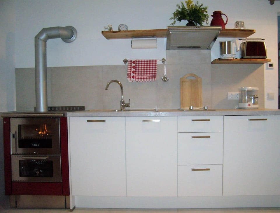 Kitchen area