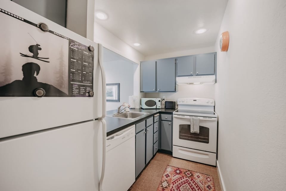 Indoors, Kitchen, Home Decor, Microwave, Oven