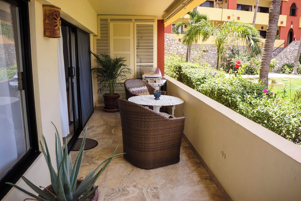 Patio with Gas BBQ