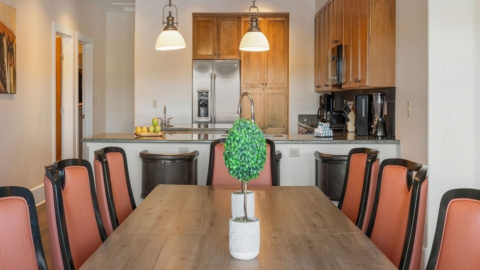 dinning room image