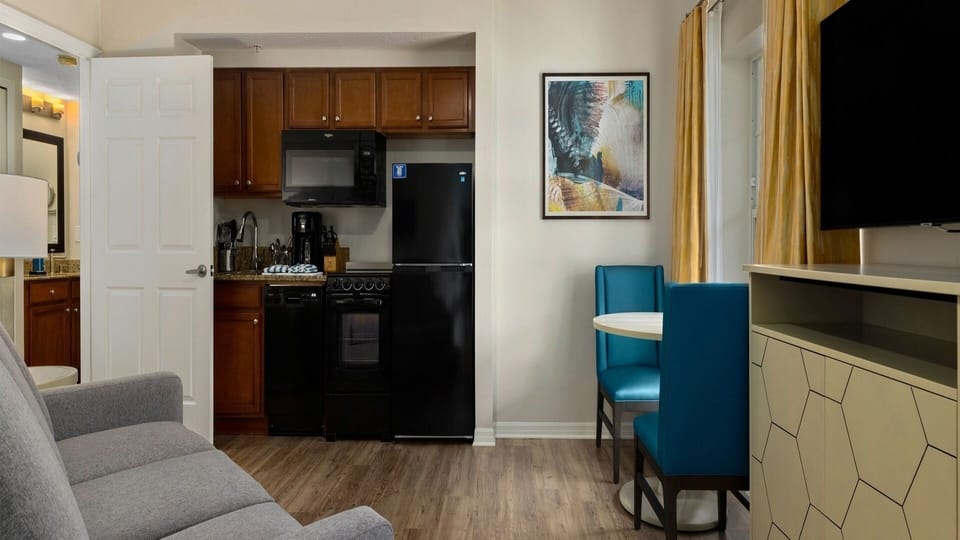 kitchen image